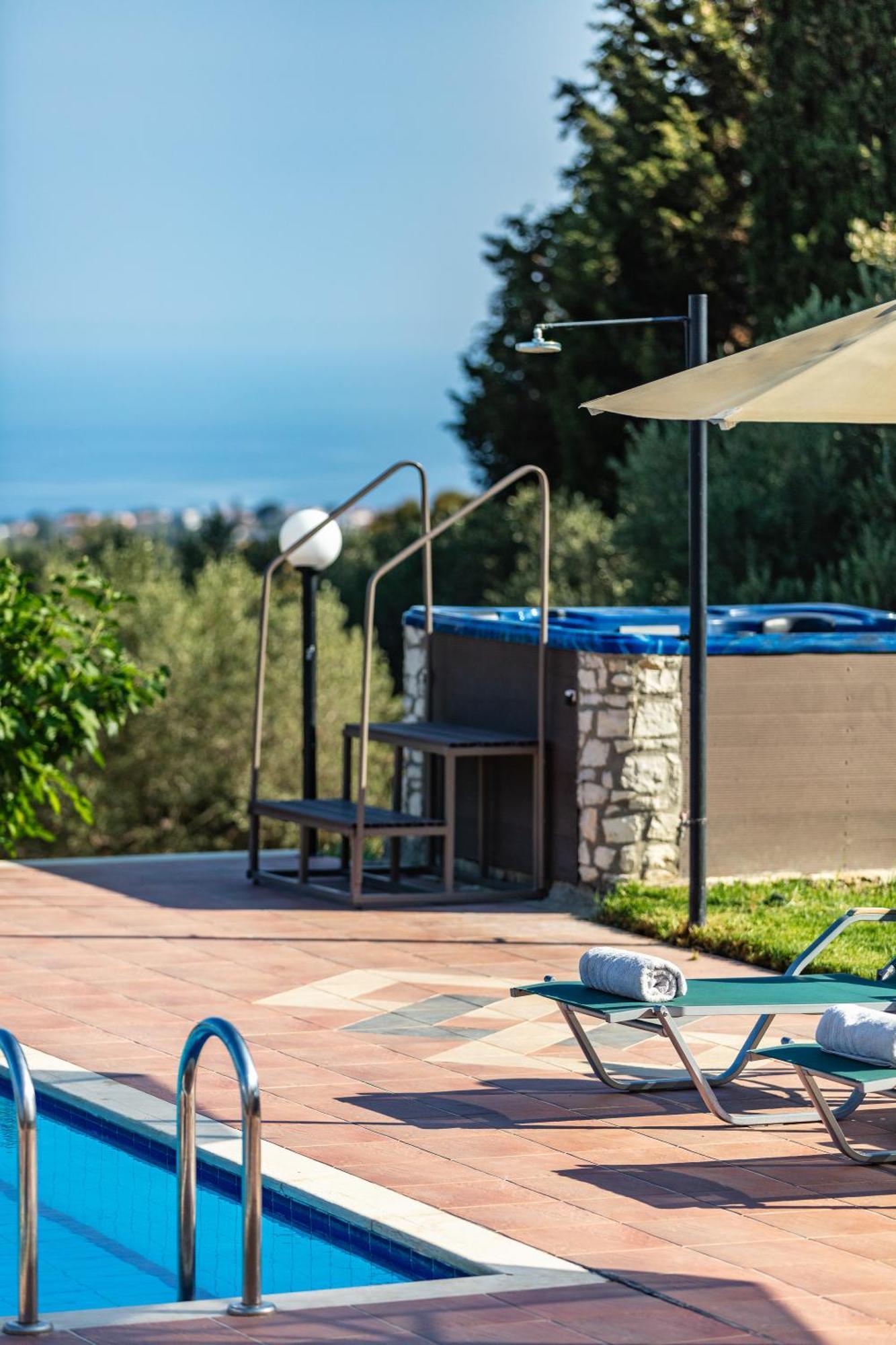 Villa Artemis Prinés Buitenkant foto